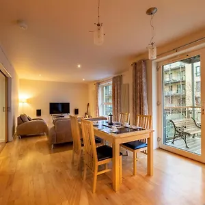  Apartment Altido Elegant 2br Apt With Balcony And Parking