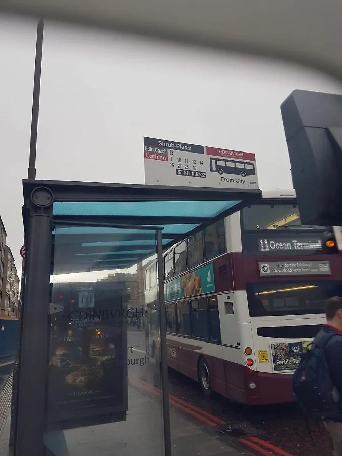 Newly Furnished 2 Bedroom Apartment On Leith Walk Edinburgh 0*,